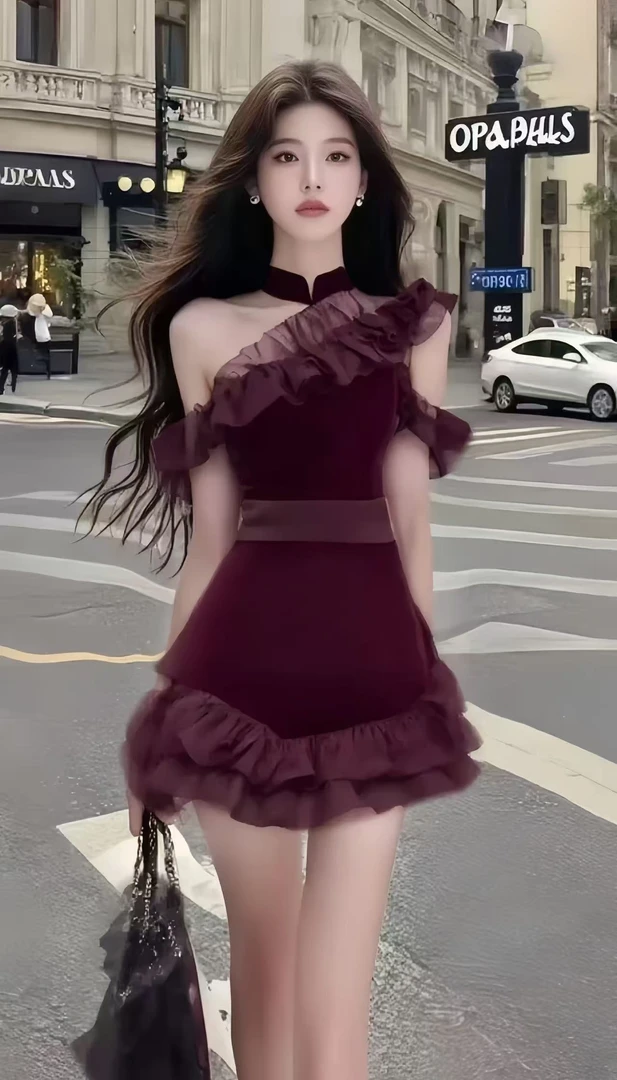 夏季25新款高端大气温柔风酒红色斜领收腰连衣裙时尚轻奢优雅小众