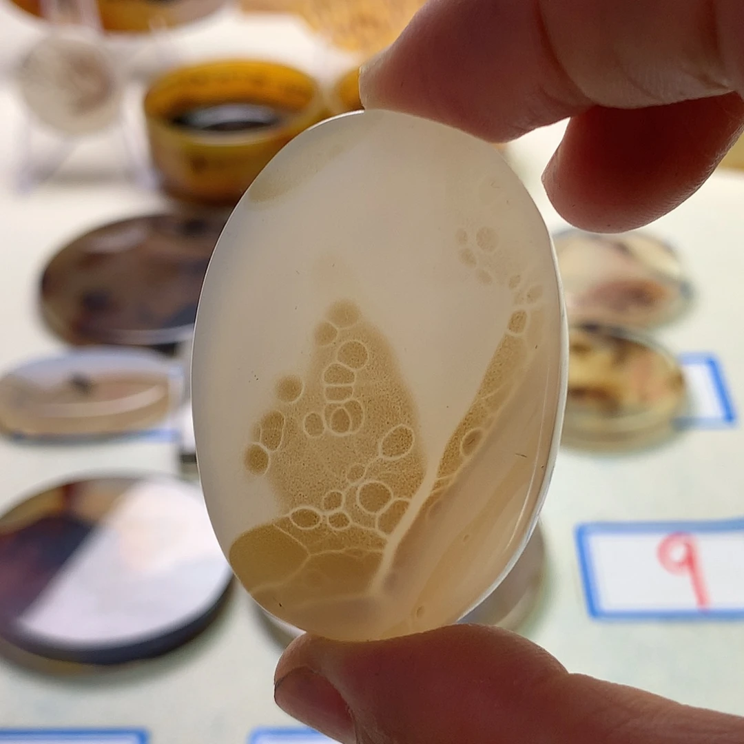 玛瑙/玉髓未镶嵌珠宝半成品