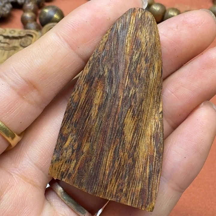 大叶紫檀（黑酸枝木类）