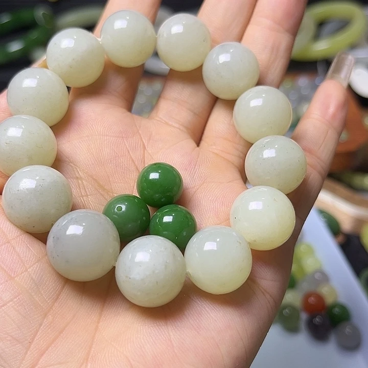 好***连手串未镶嵌和田玉