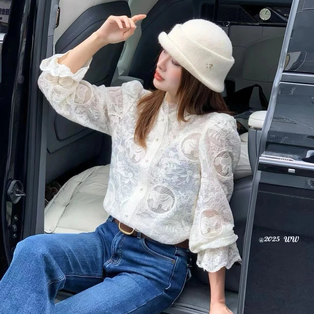 秋冬重工立领蕾丝长袖衬衫时尚百搭显瘦气质打底上衣钩花镂空衬衣