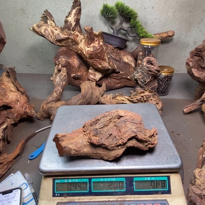 黄花梨/降香黄檀牛*愚