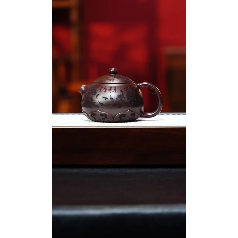 宜兴紫砂 莲花西施 铁血红砂 胡鸣凤 h122