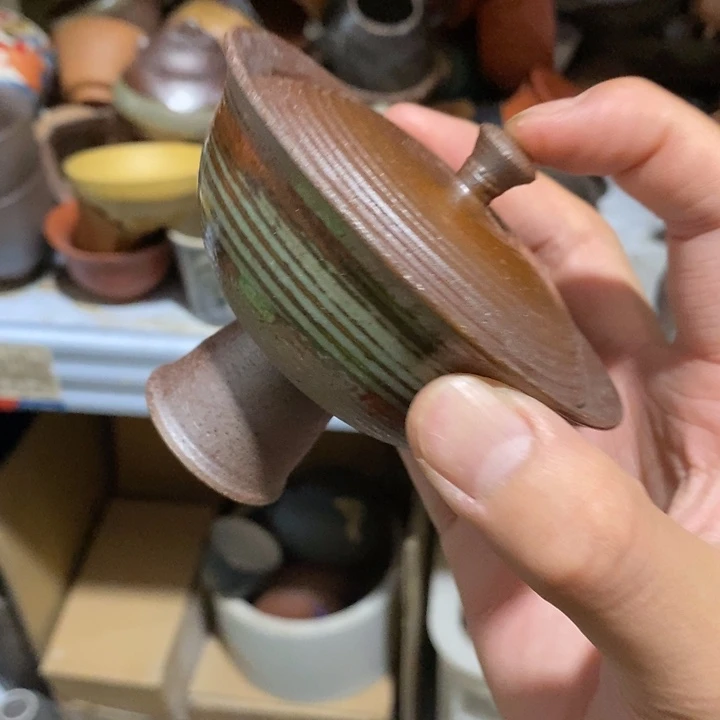 瓷片荷花的小秘密是的……他俩