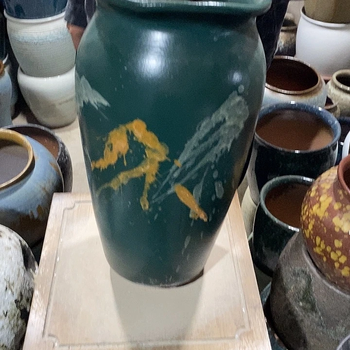 花盆紫砂口19高度36墨绿处理………