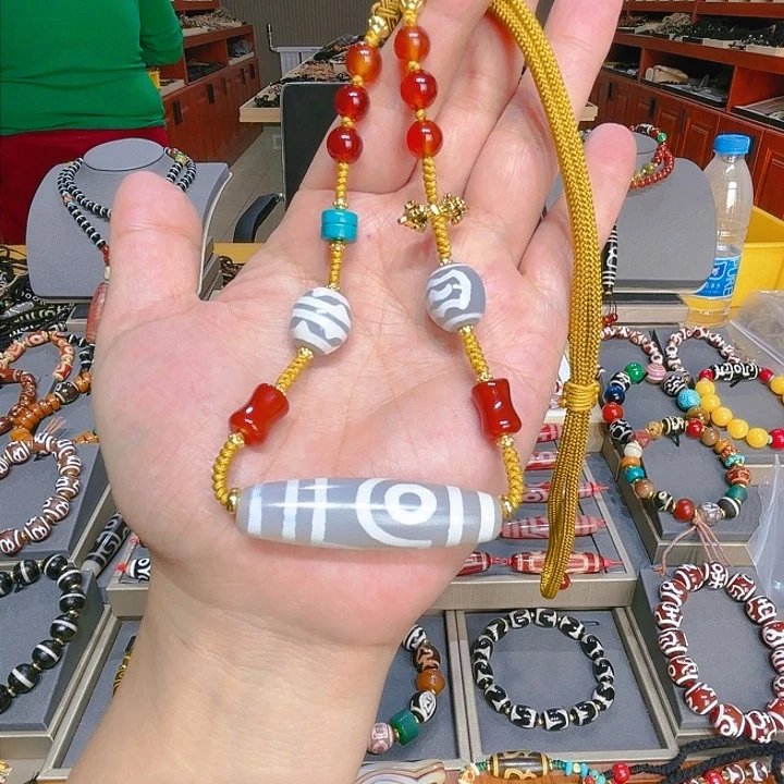 未镶嵌玛瑙/玉髓珠宝奇石