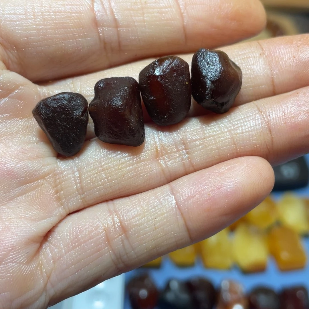 定制蜜蜡未镶嵌耳线