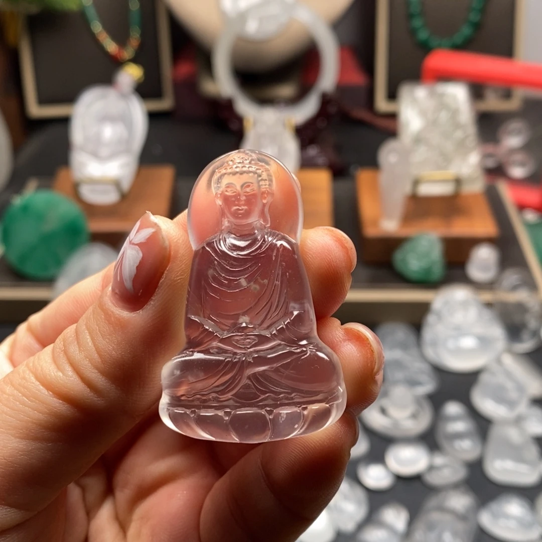 玉***遇石英质玉未镶嵌颈饰