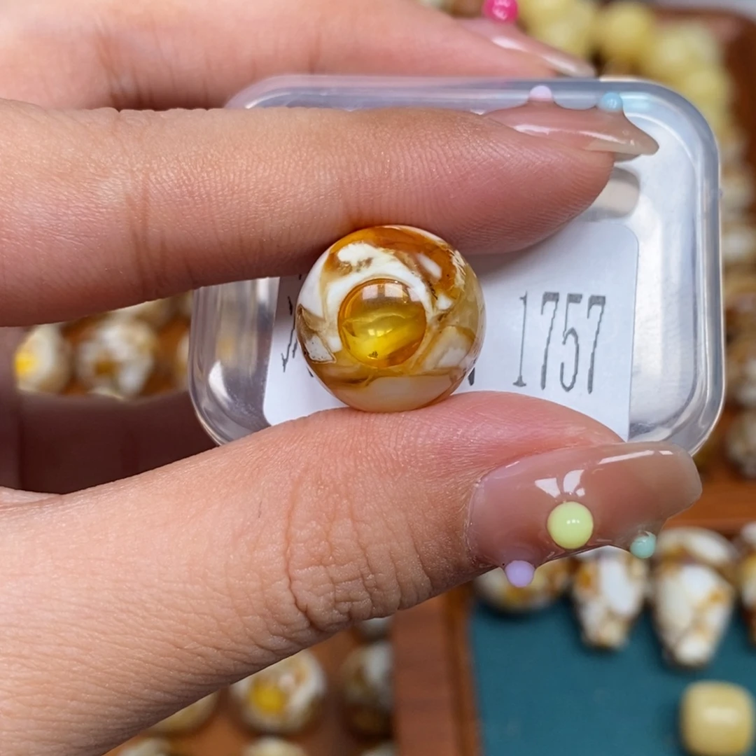 猴头核桃把件沁色圆珠老型1757