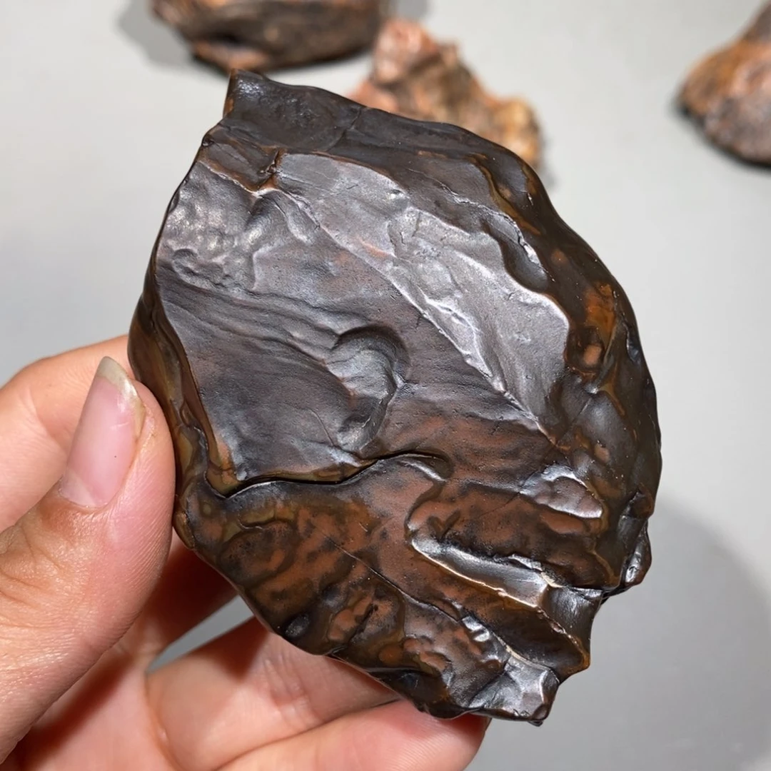 戴***哥玛瑙/玉髓车挂合金12