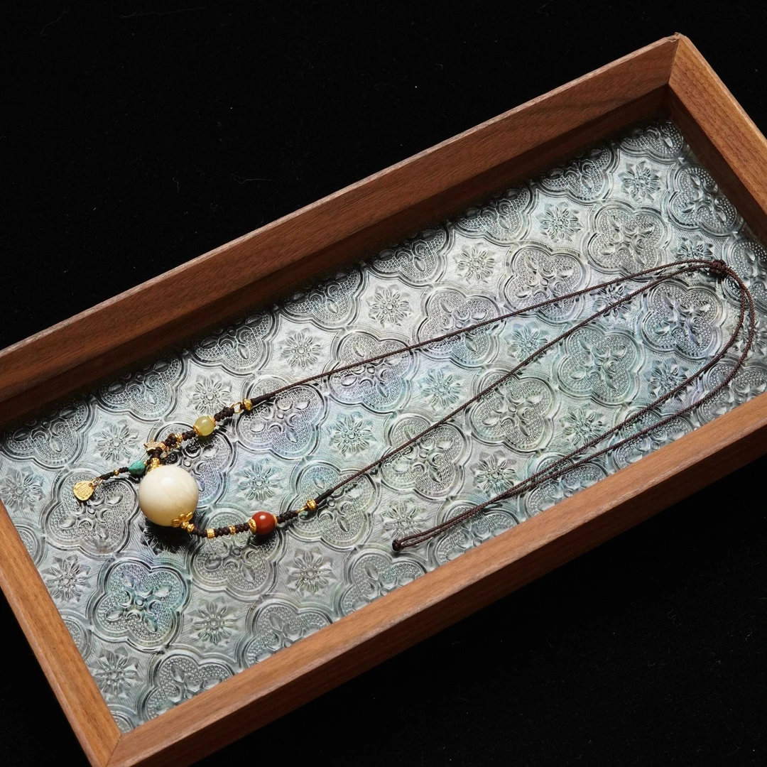 白月光 天然猛犸牙20mm顶珠项链