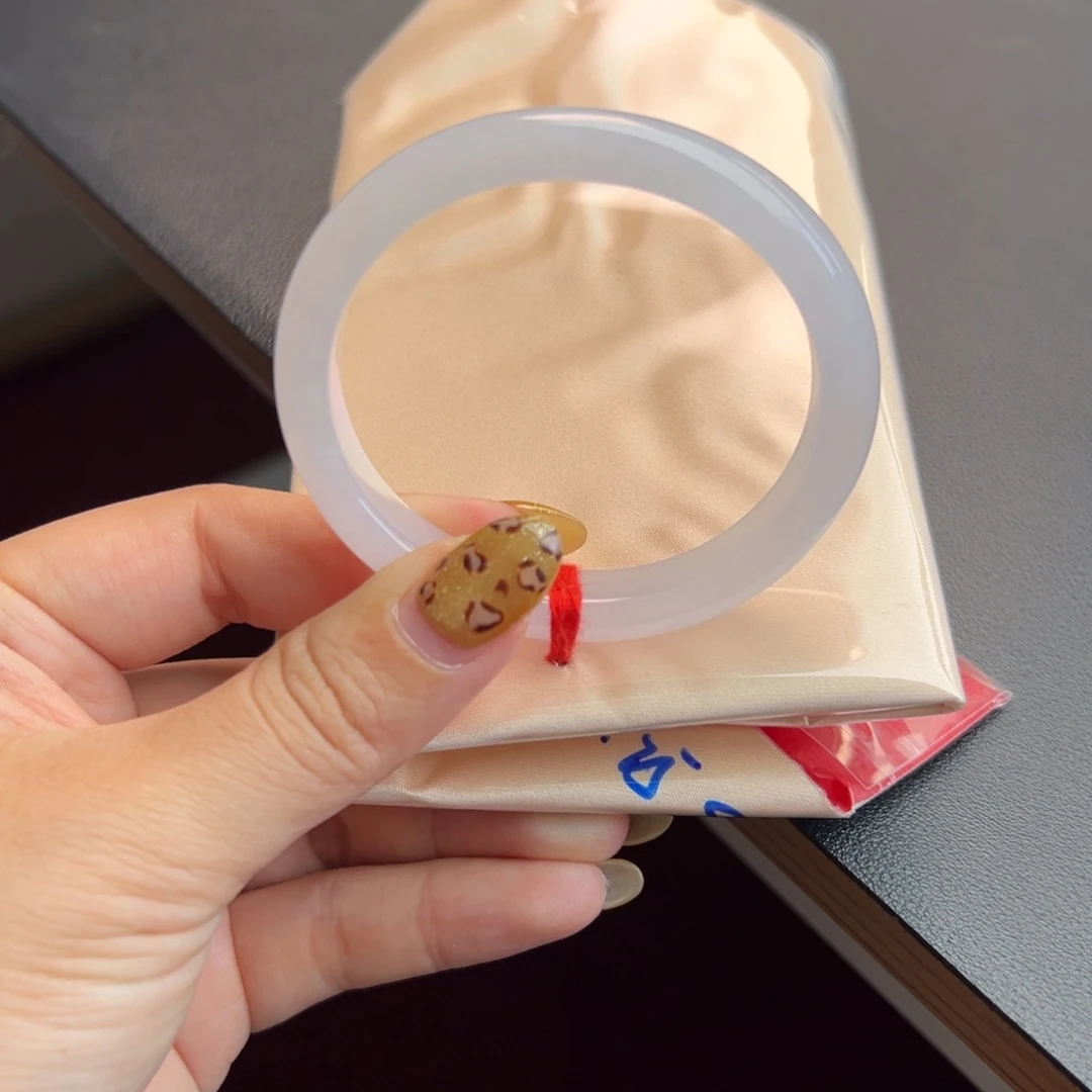 翡翠未镶嵌手镯52贵