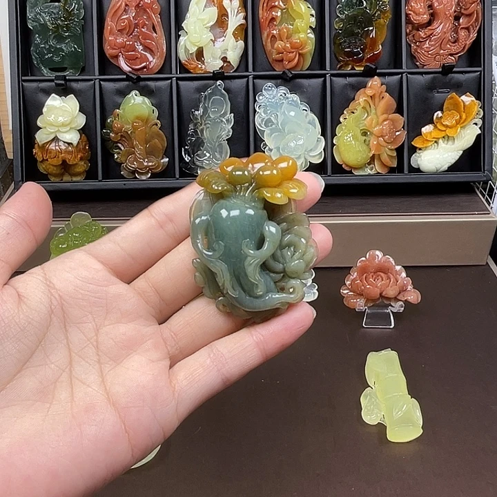 蛇纹石玉未镶嵌吊坠(不含链)