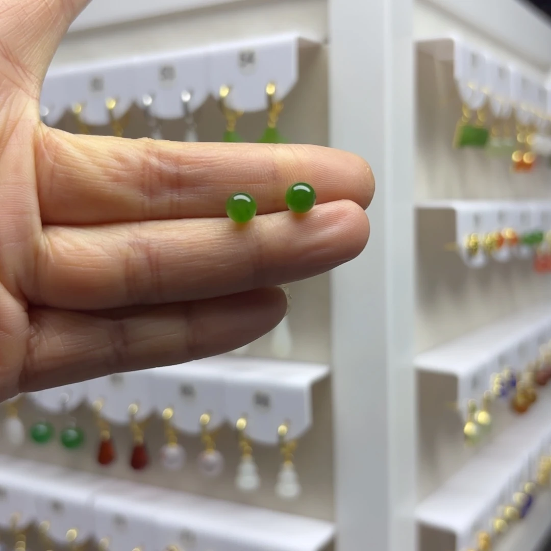 和田玉银S925镶嵌耳饰6mm