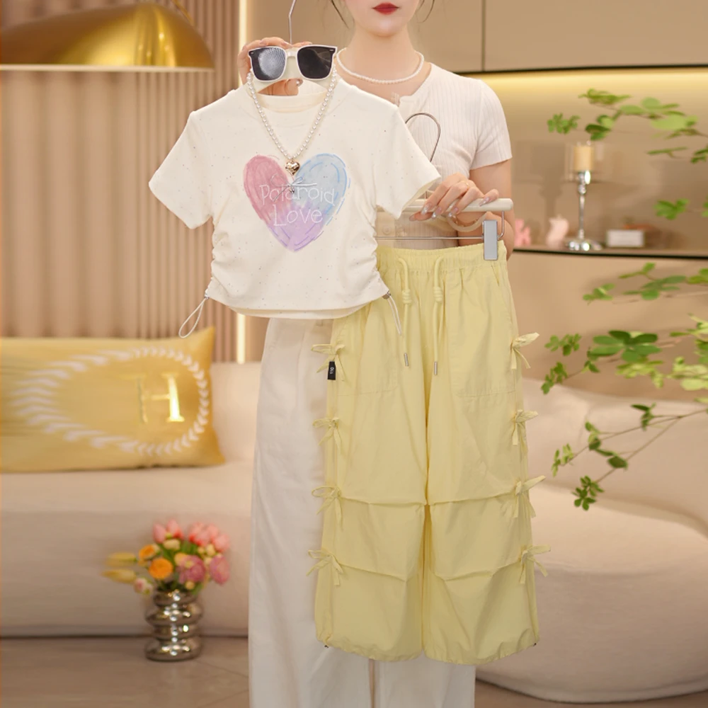 【闺蜜家】女童2025夏季新款时尚爱心短袖T恤+蝴蝶结裤子套装-8183