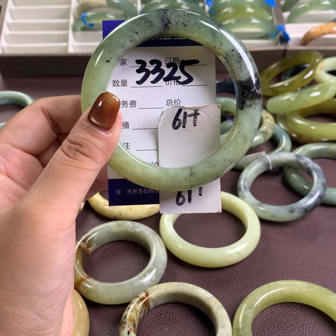 未镶嵌蛇纹石玉手镯3325