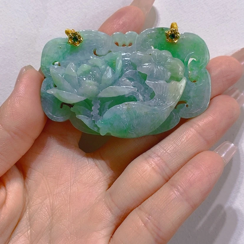 【闪购商品】翡翠未镶嵌颈饰