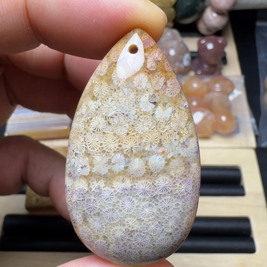 硅化玉未镶嵌纯天然色有机玉石保真色