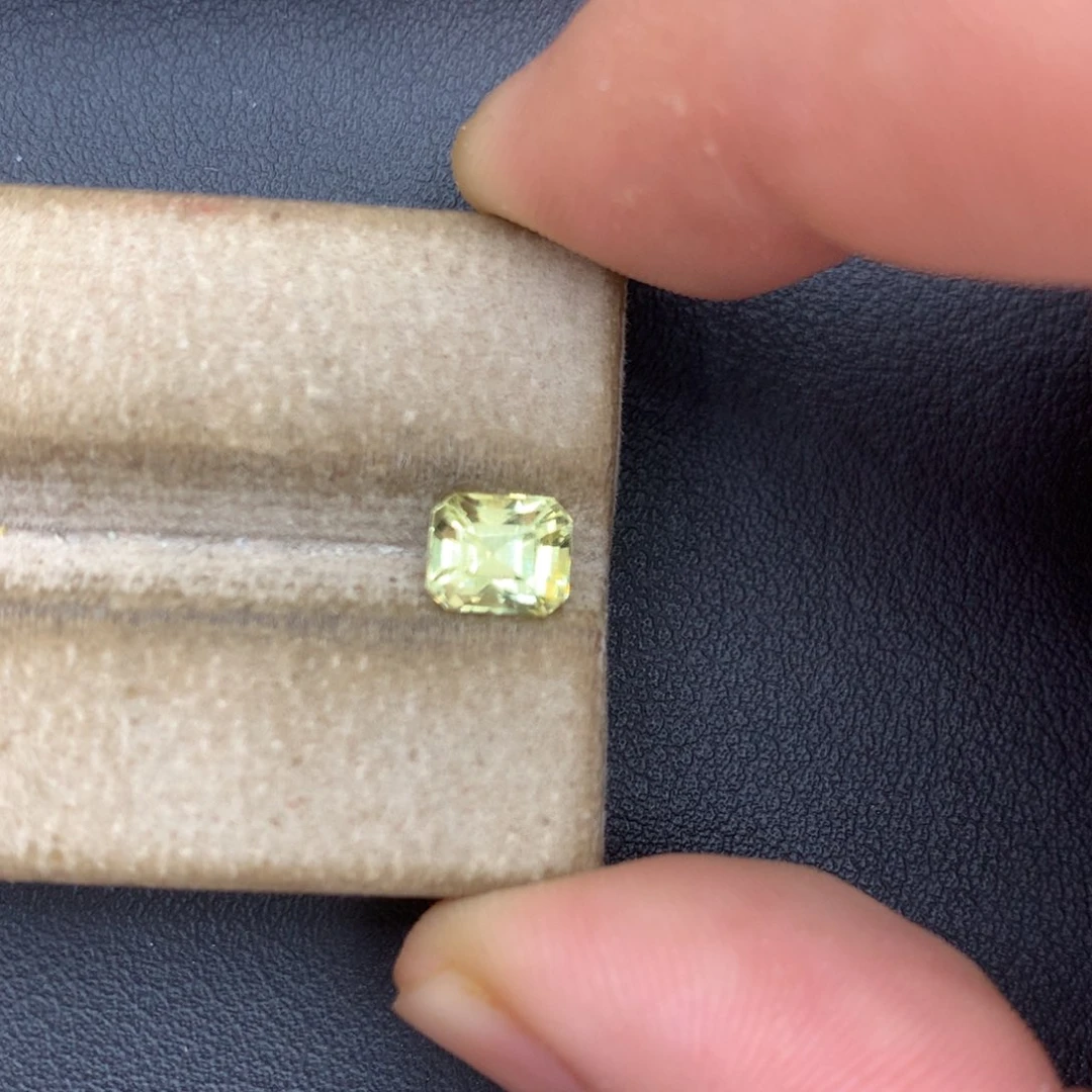 裸石金绿宝石1.55ct