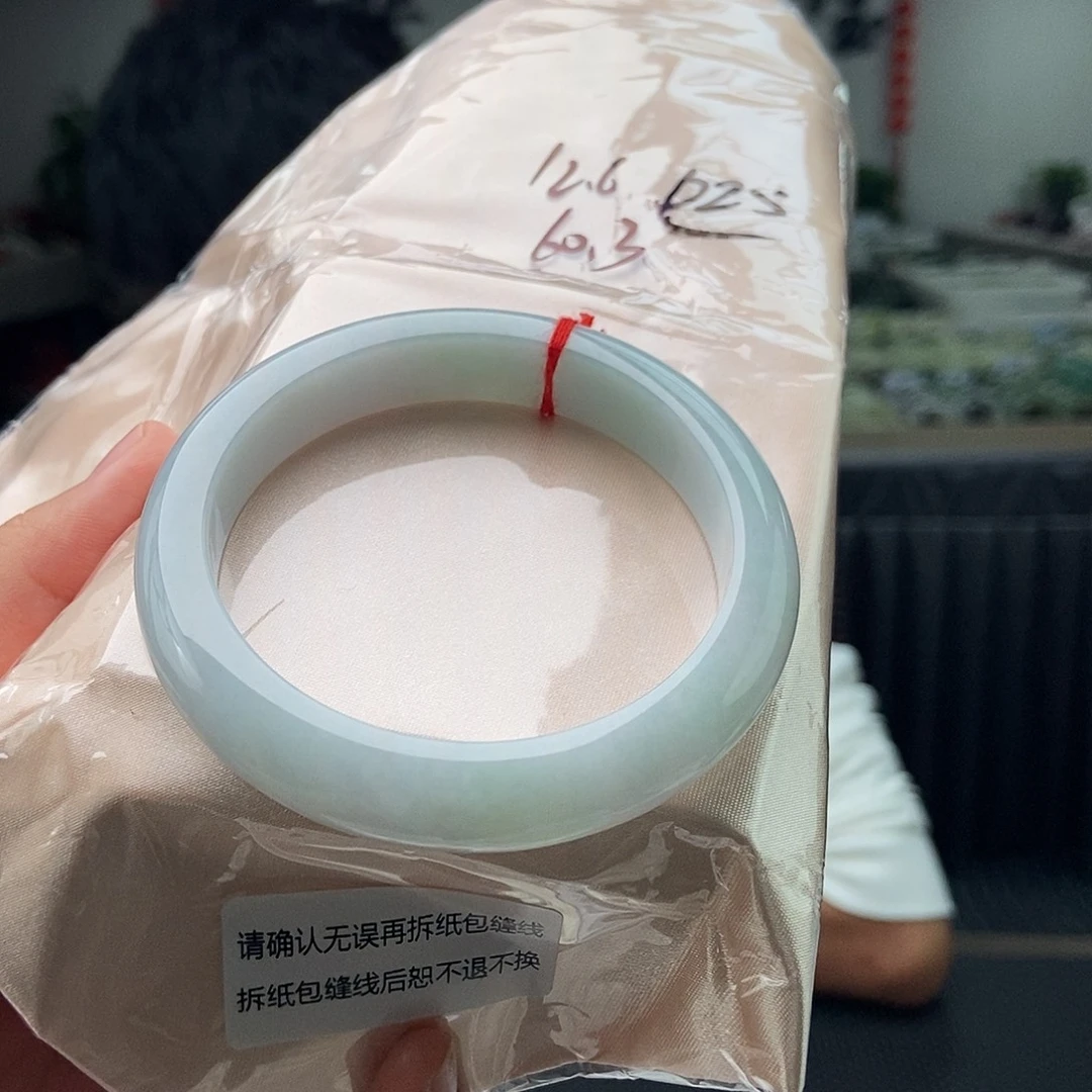 未镶嵌手镯翡翠拍一发一