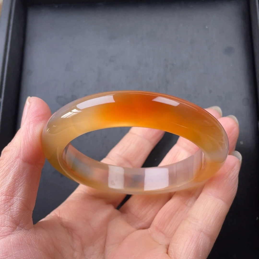 玛瑙/玉髓手镯未镶嵌56圈口