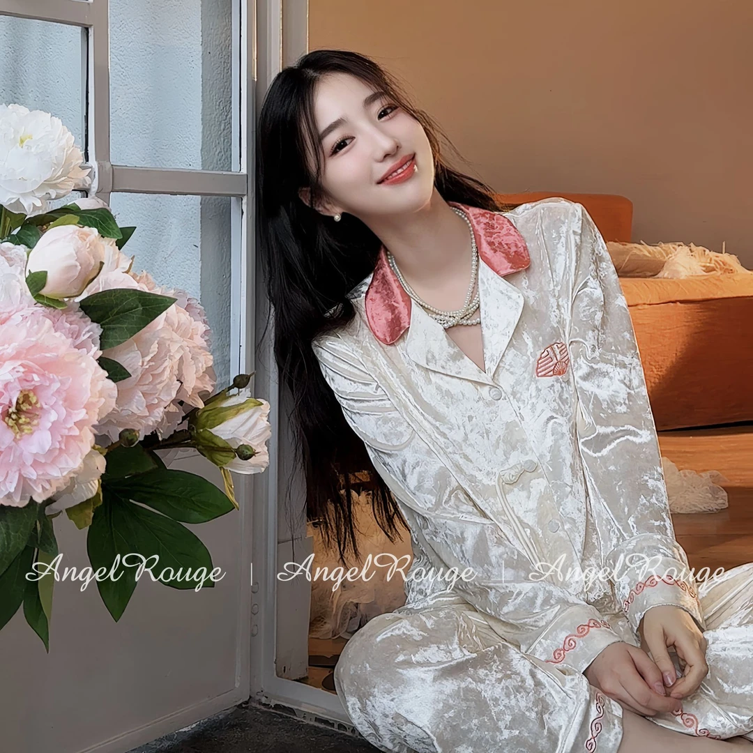 女睡衣钻石绒金丝绒秋冬拼色刺绣改良盘扣家居服套装86130