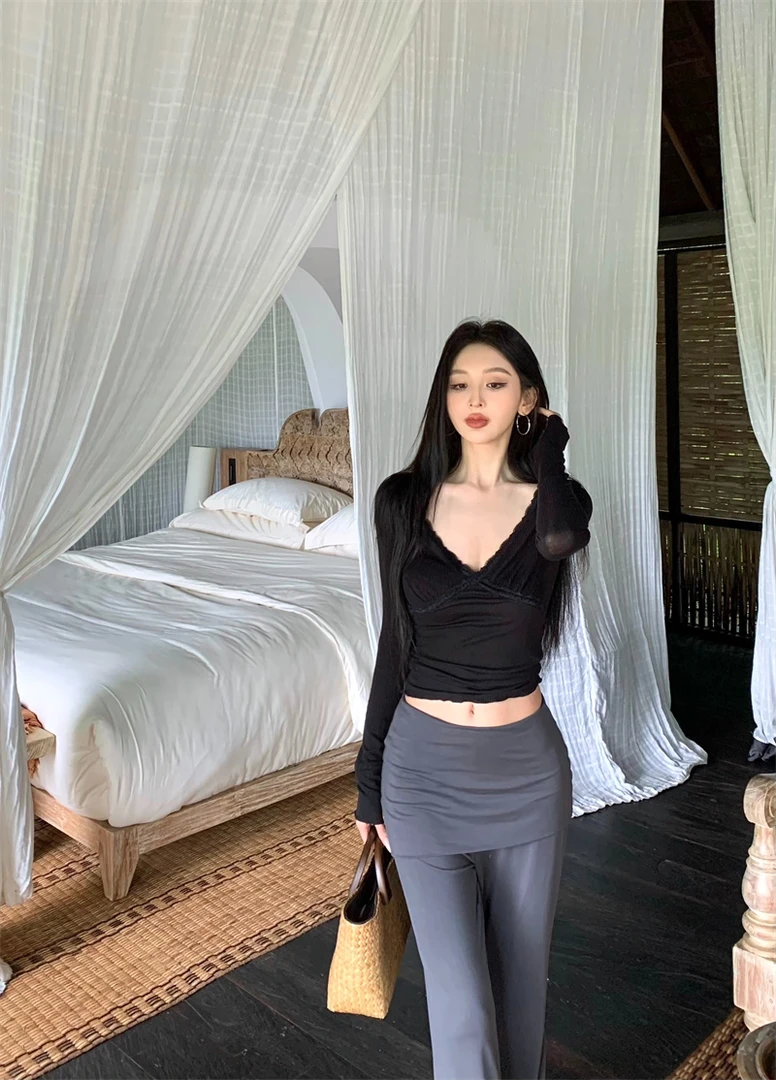 韩版纯欲蕾丝拼接V领上衣+时尚舒适百搭长裤套装#22630显瘦长袖