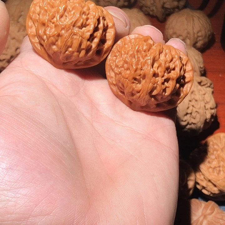 文玩核桃吊坠吊坠文玩核桃竞拍宫灯