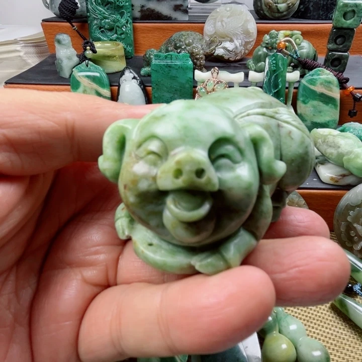 独山玉未镶嵌珠宝半成品