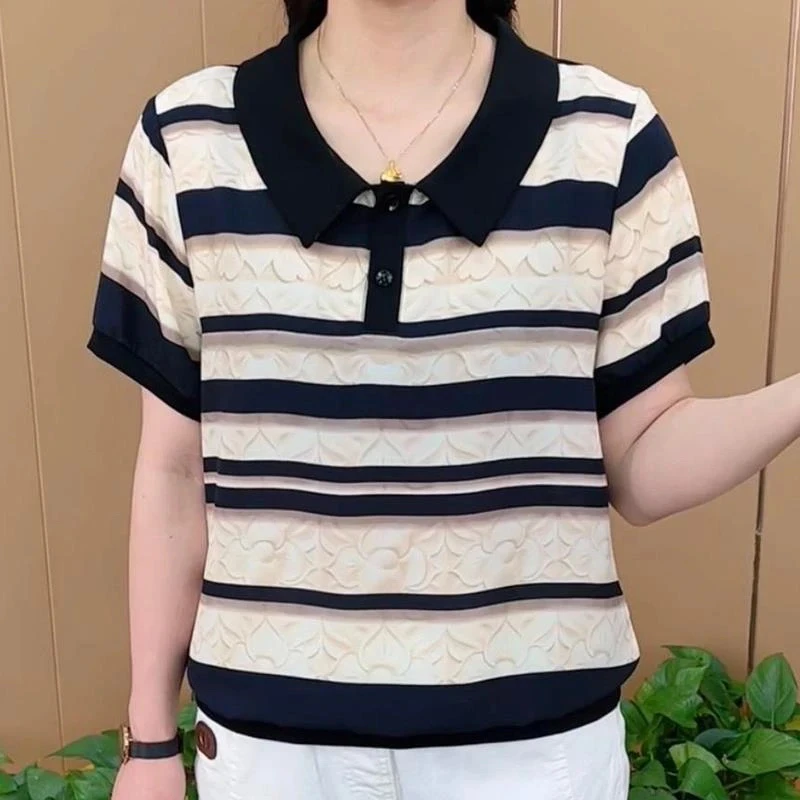 夏季时尚洋气减龄薄款气质显瘦遮肚百搭女士短袖小衫