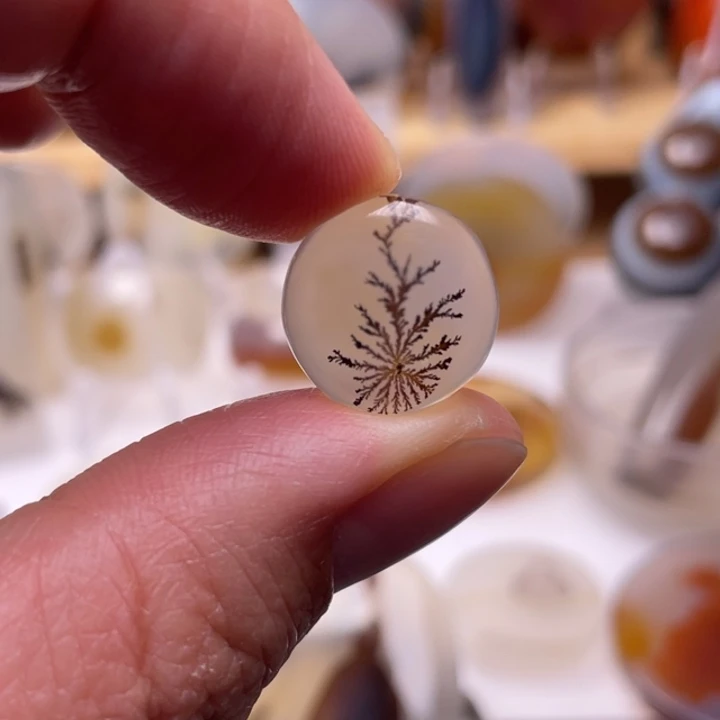 玛瑙/玉髓未镶嵌吊坠(不含链)