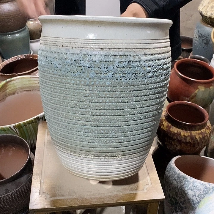 花盆紫砂口28高度33蓝气泡