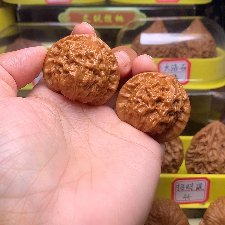 把件文玩核桃瓷娃娃