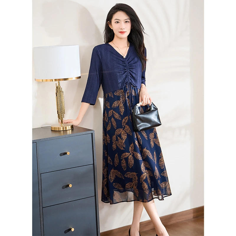 2025春季系扣V领拼接七分袖套头连衣显瘦女装印花#XLQ87777