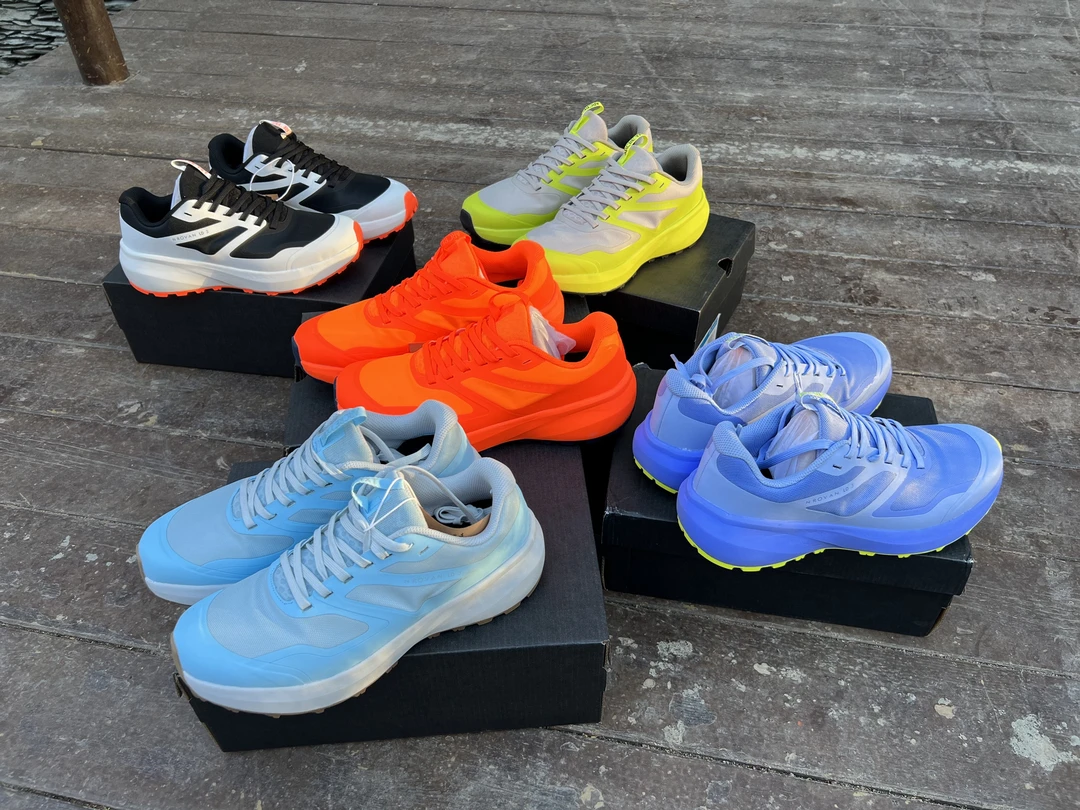 户外越野跑鞋 运动鞋 超级软弹 超高品质