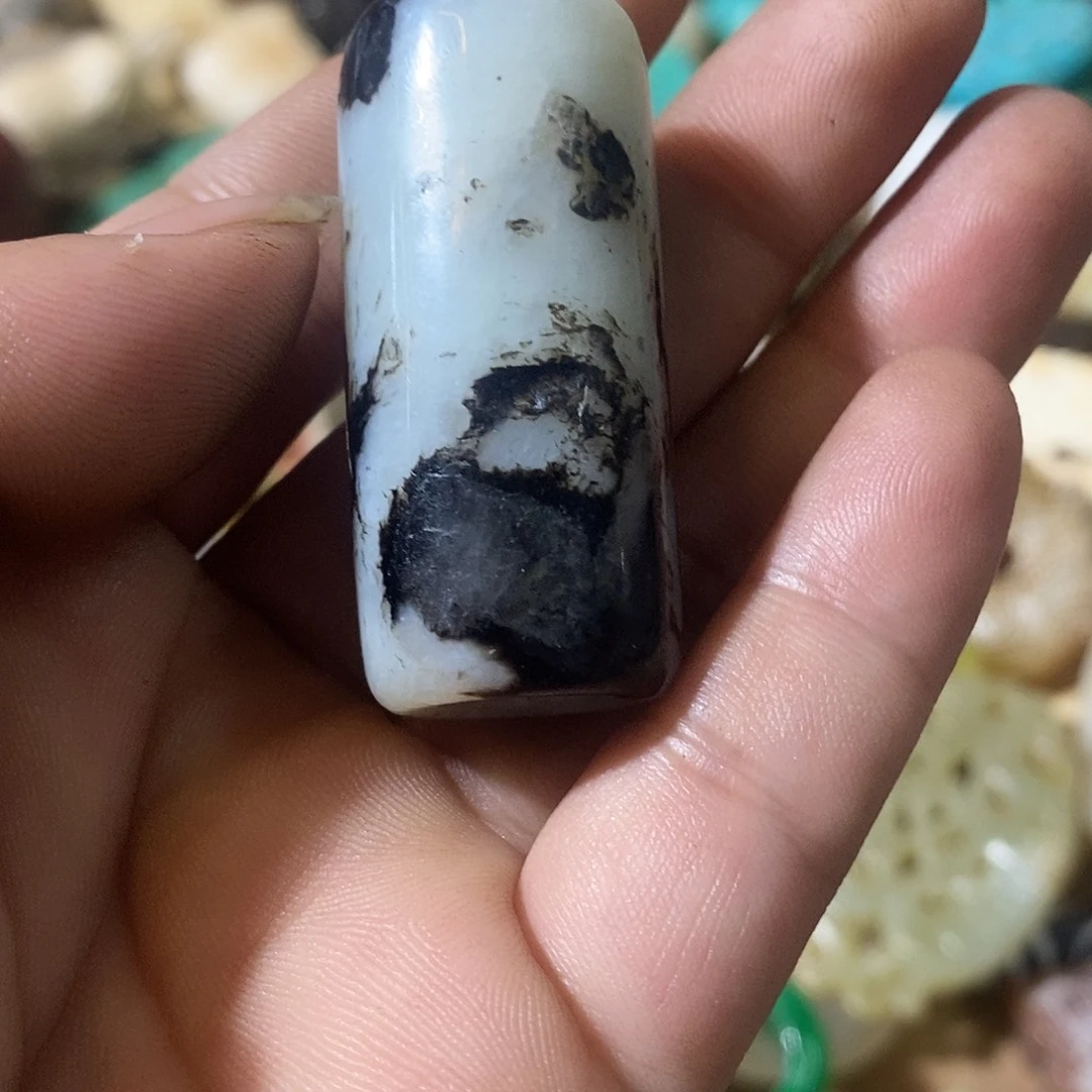 和田玉（糖玉）未镶嵌挂件