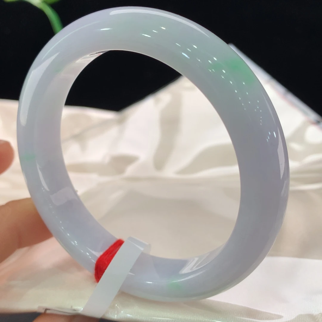 翡翠未镶嵌手镯0124