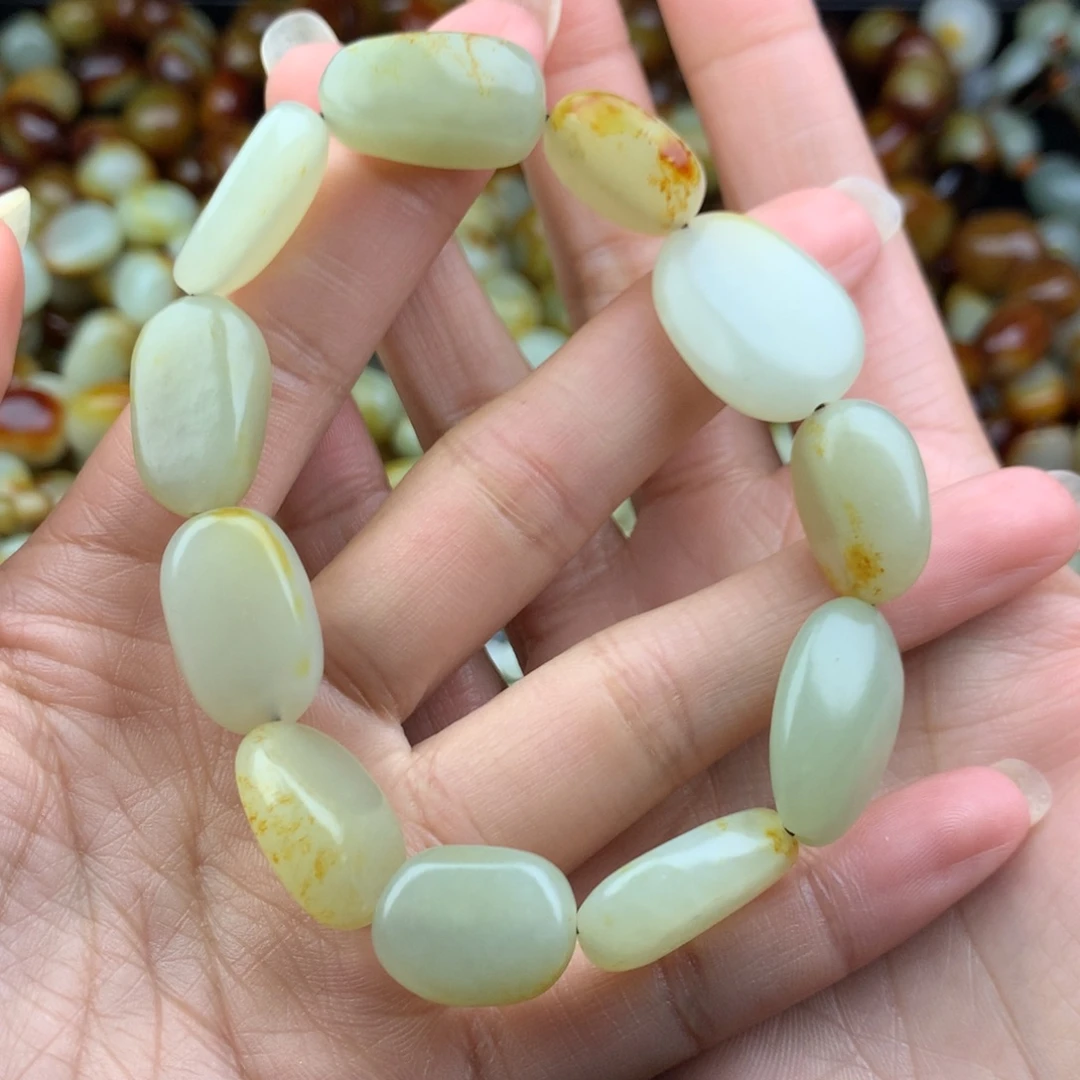 和田玉未镶嵌手链