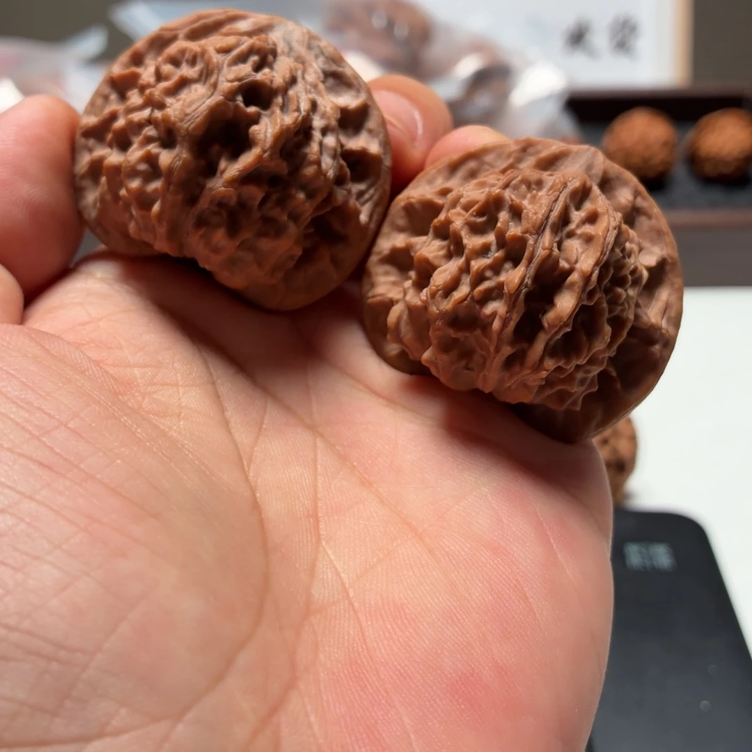 吊坠文玩核桃42全品孔雀