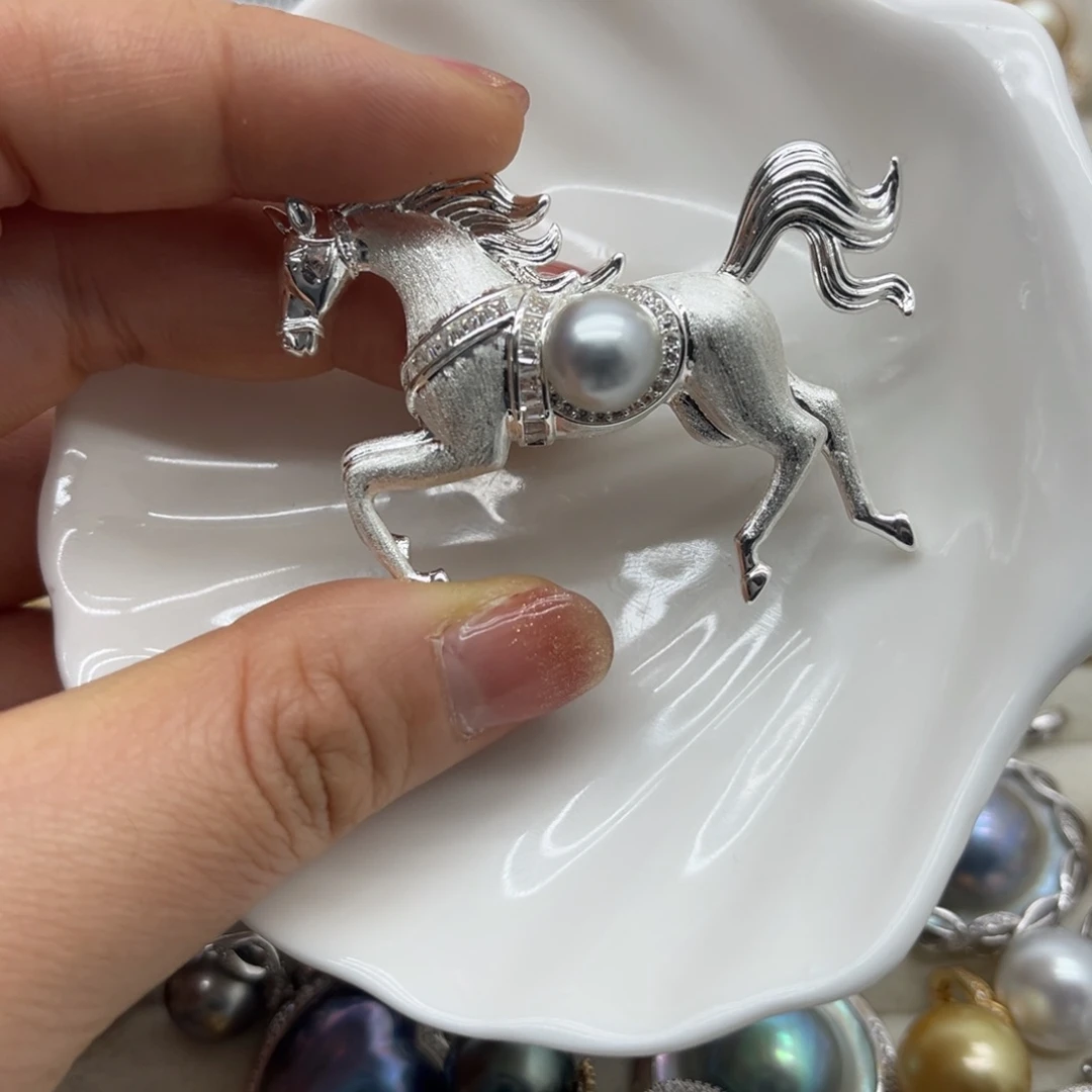 海水珍珠胸饰合金