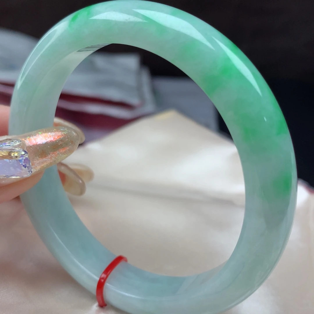 翡翠手镯未镶嵌431601，