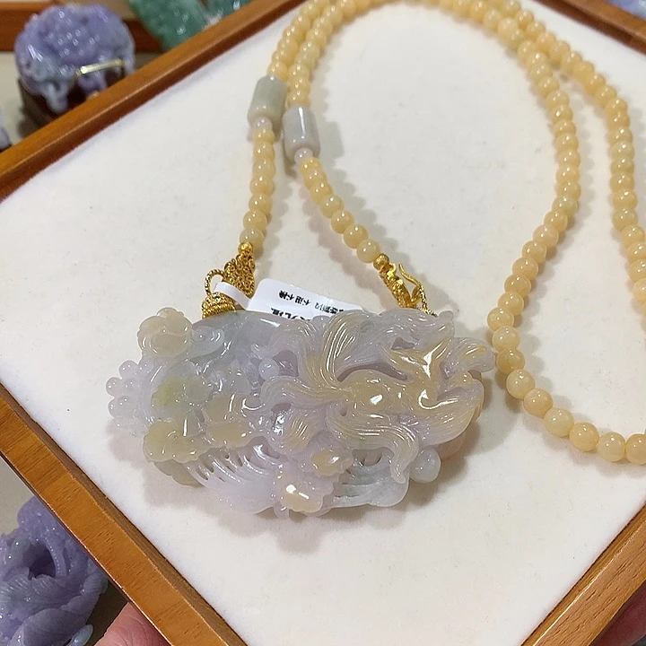 翡翠未镶嵌颈饰翡翠吊坠