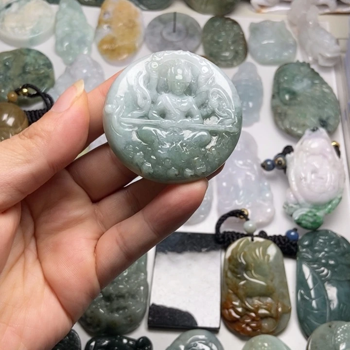 翡翠未镶嵌颈饰娜扎72