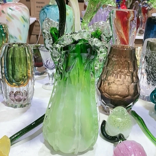 琉璃花瓶高34厘米口径12厘米