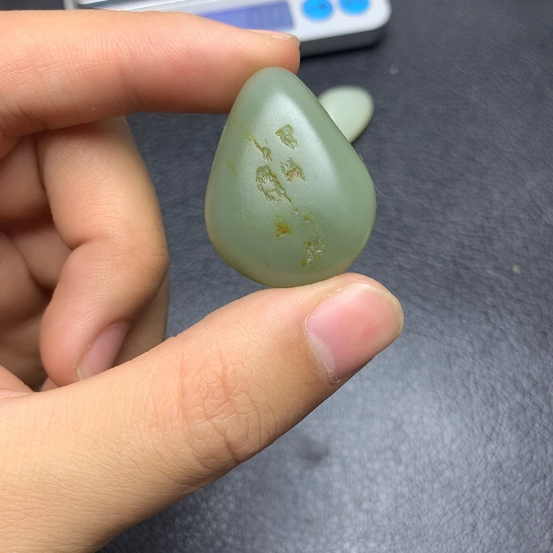 和田玉未镶嵌摆件