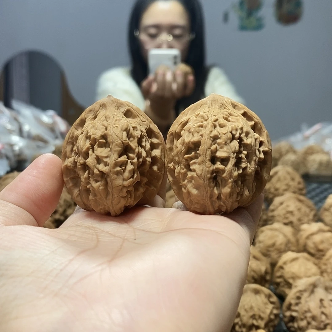 吊坠文玩核桃牡丹纹39