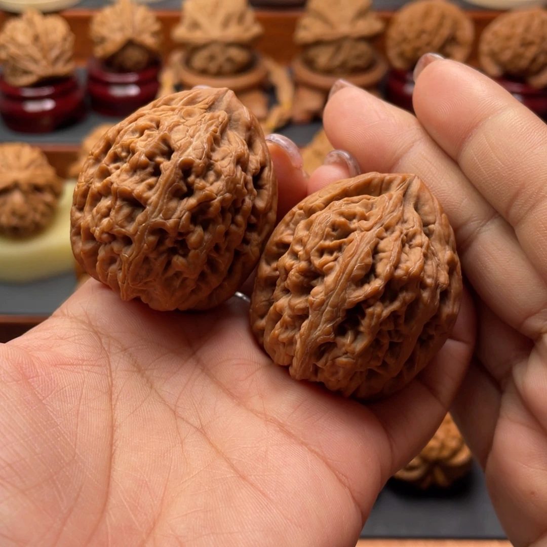 把件文玩核桃红锦鲤39