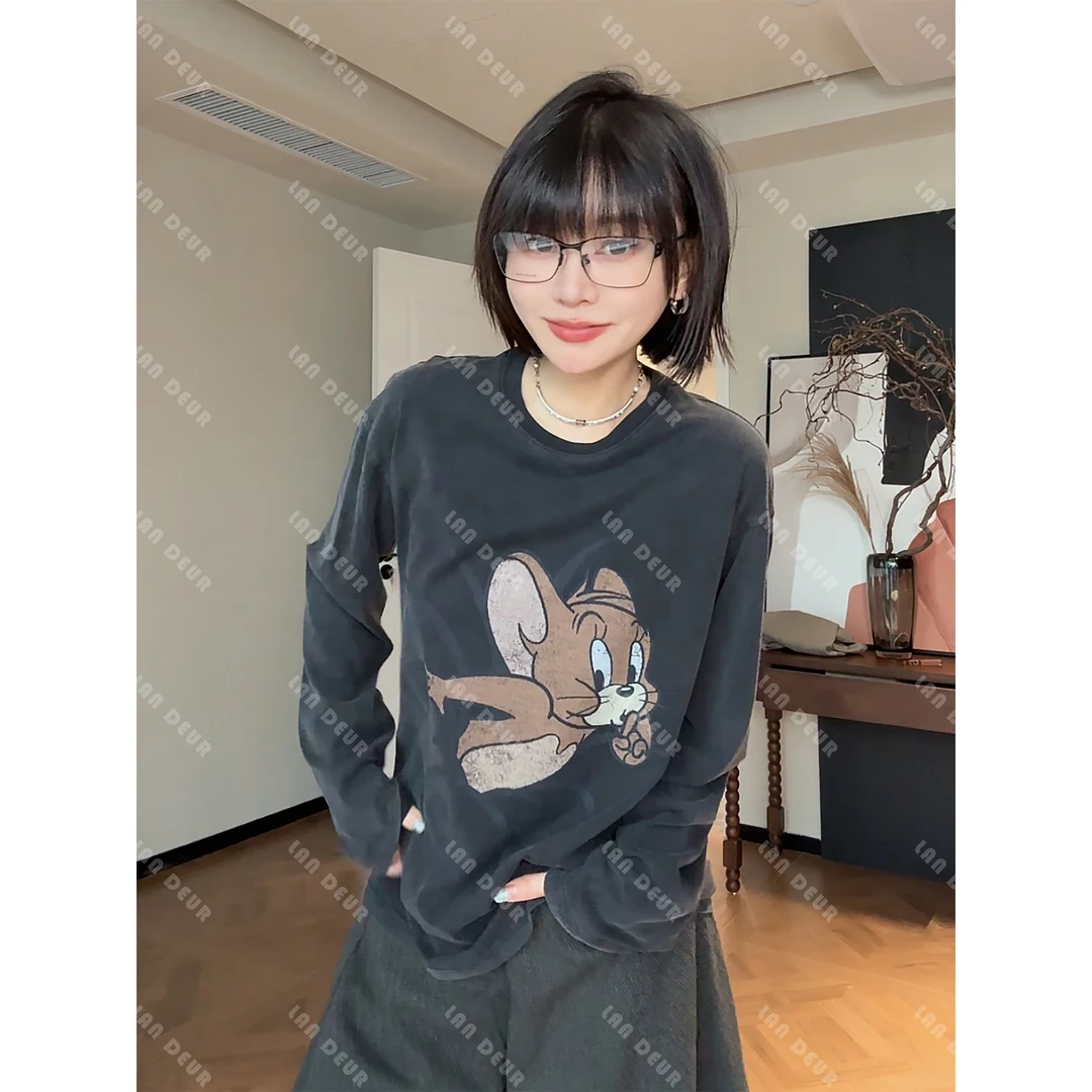 JIUJIU【飞行日】时尚百搭简约圆领卡通宽松显瘦水洗T恤上衣女