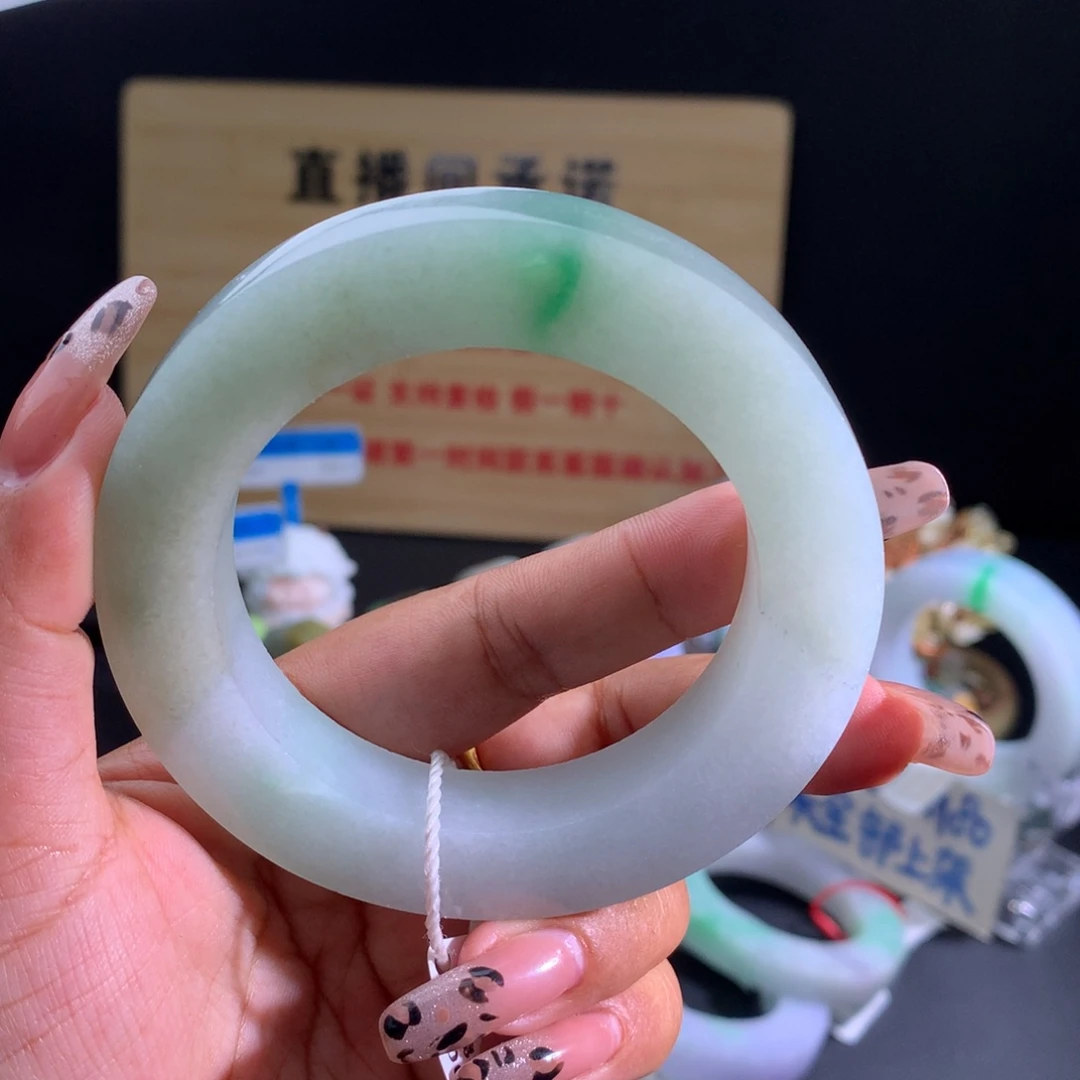 定制翡翠正未镶嵌