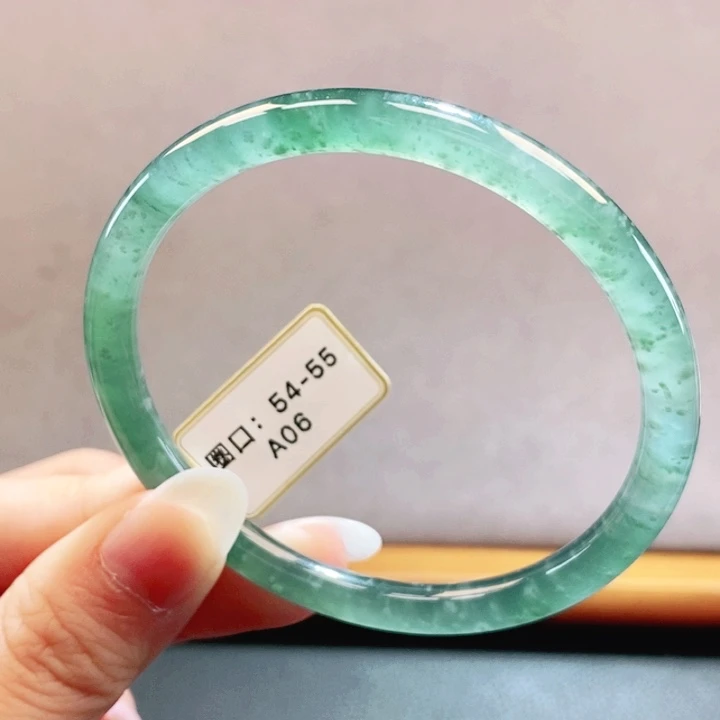 翡翠未镶嵌手镯翡翠手镯24